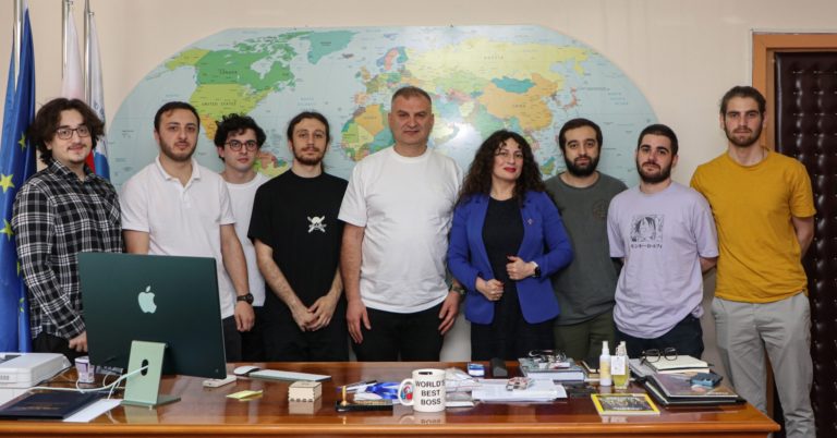 IBSU Rector, Prof. Kakha Shengelia, and the new Dean of the School of Computer Science and Architecture, Prof. Mariam Razmadze, met with the first students of the internationally accredited double degree MA program “Management and Information Technologies.”